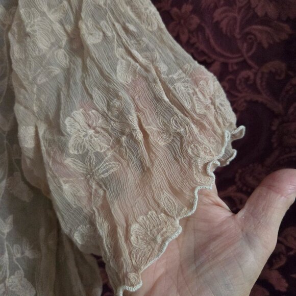 Magnolia Pearl Silk Embroiderer Dress Eyelet Lace in Dusky Peach Love Label - Picture 8 of 10